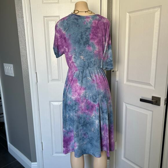 Torrid Tie Dye Midi Dress Size 0 Purple Blue Short Sleeve - Picture 2 of 3